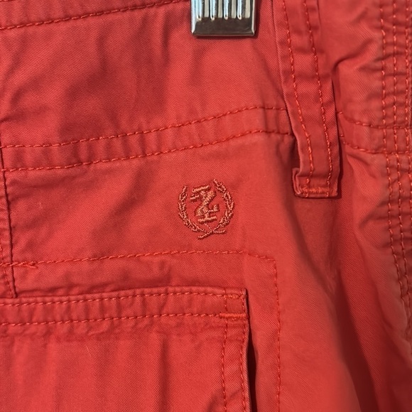 IZod red utility pants. Women’s size 10, can be worn as pants or Capri. Retro! - Picture 7 of 11
